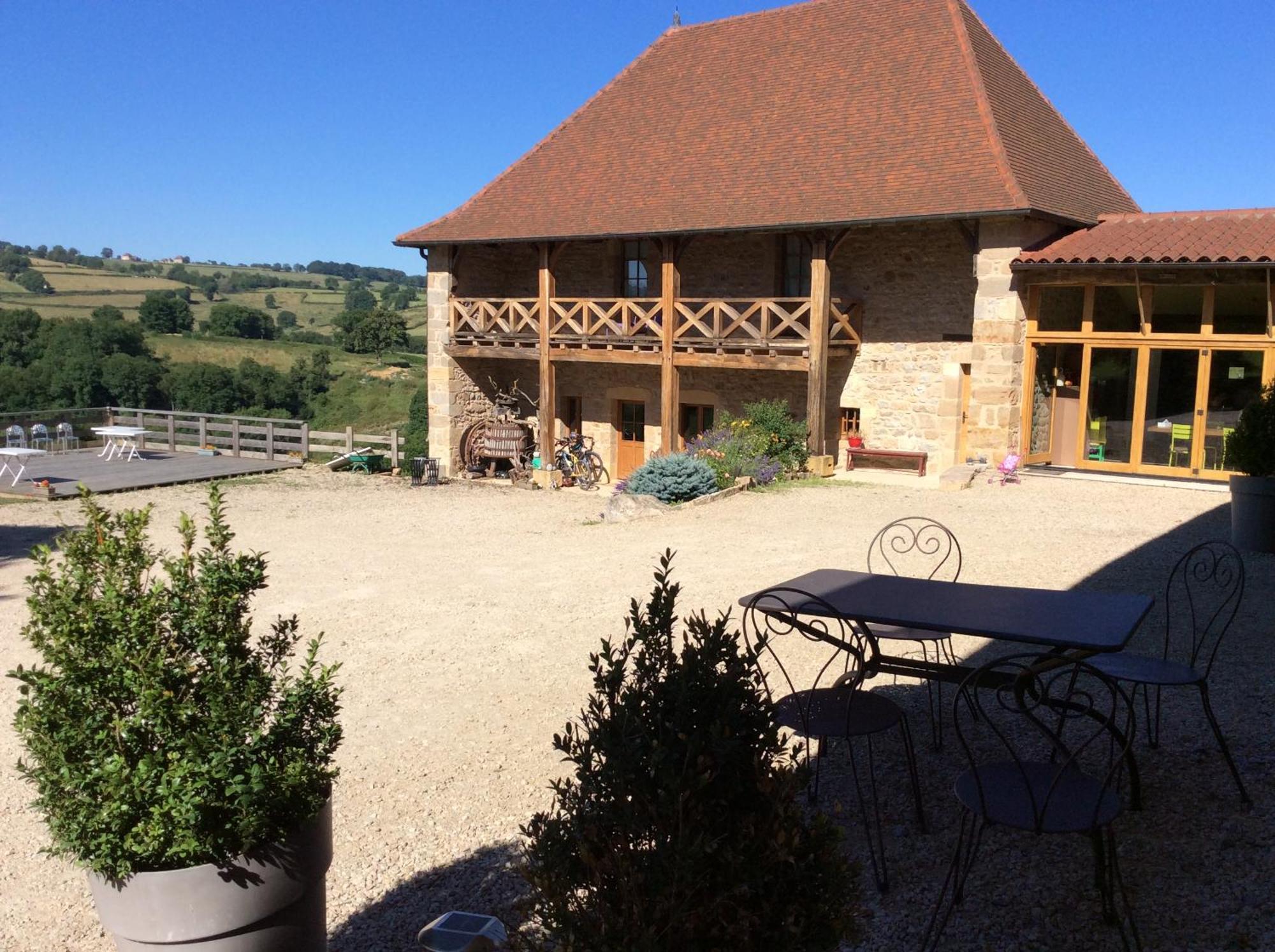 Domaine De Noyer Bed and Breakfast Saint-Christophe-en-Brionnais Eksteriør billede