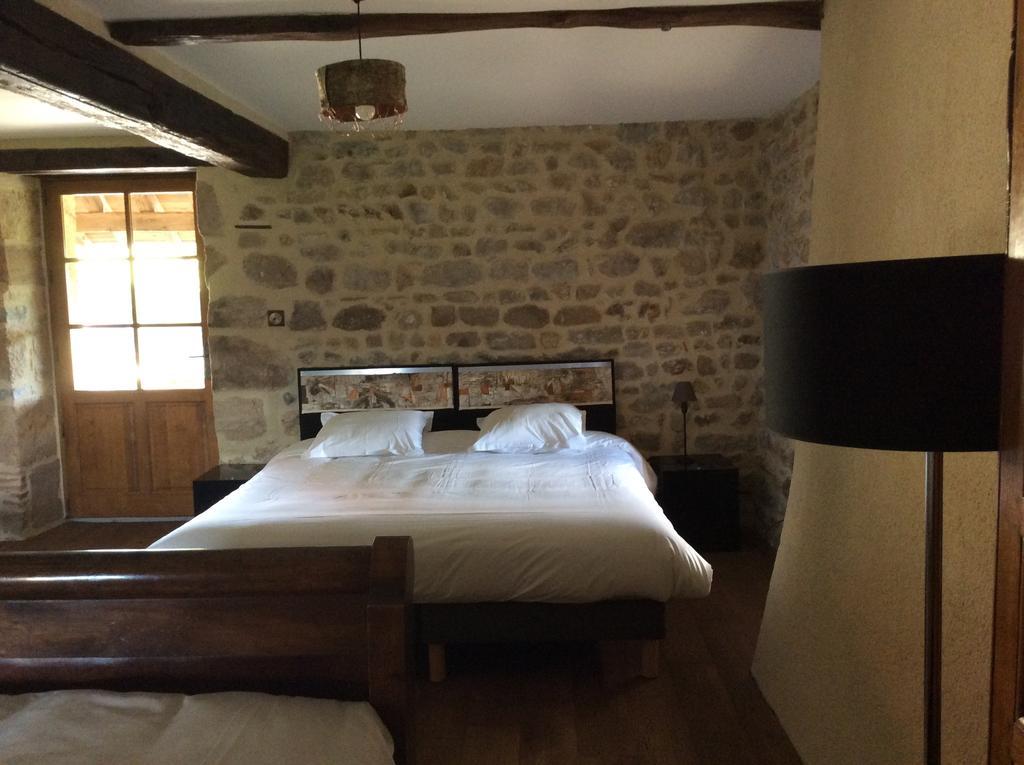 Domaine De Noyer Bed and Breakfast Saint-Christophe-en-Brionnais Værelse billede