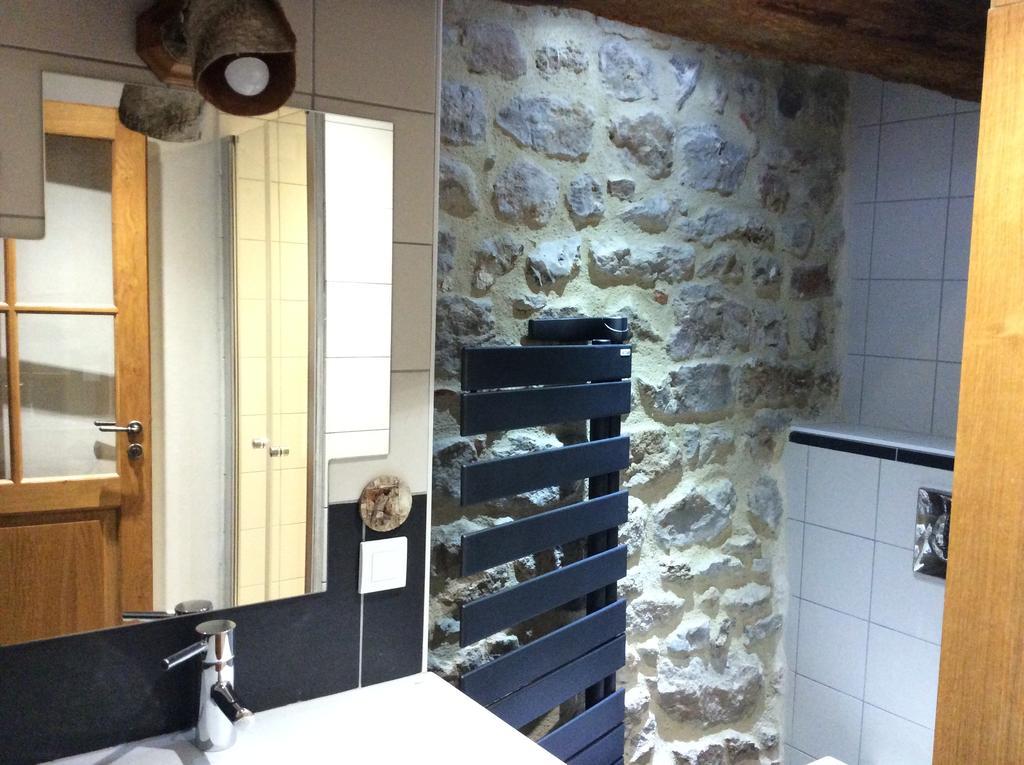 Domaine De Noyer Bed and Breakfast Saint-Christophe-en-Brionnais Værelse billede