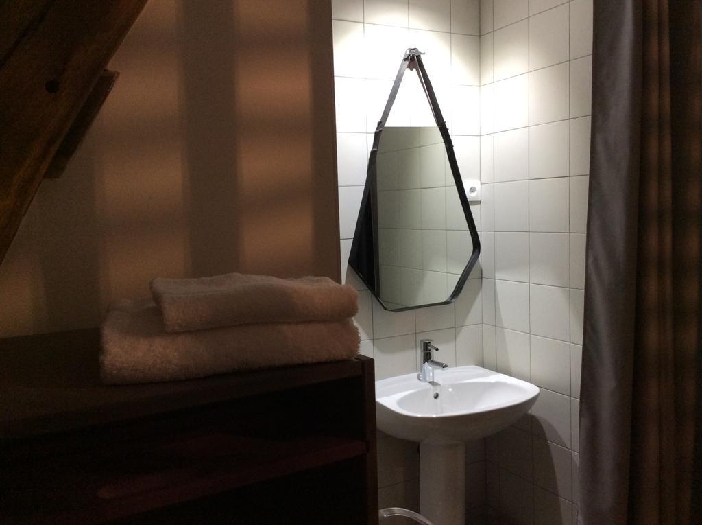 Domaine De Noyer Bed and Breakfast Saint-Christophe-en-Brionnais Værelse billede